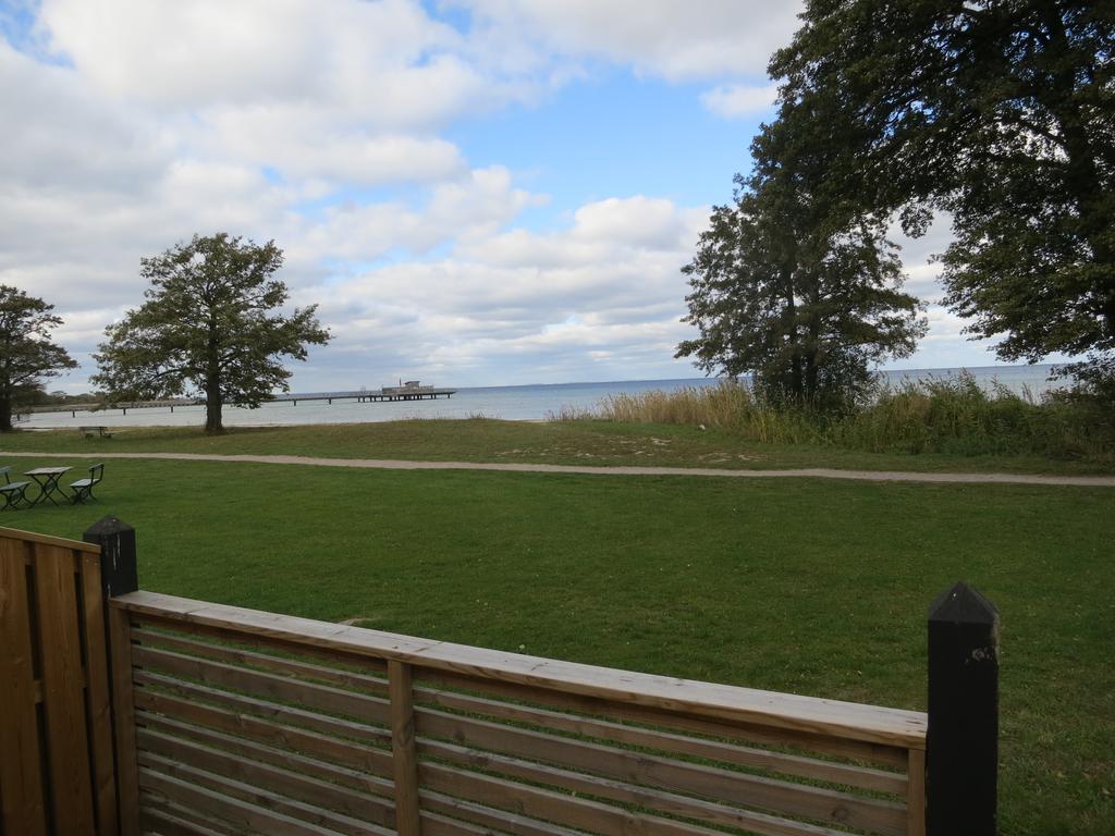Strandbaden Koepingsvik Bilik gambar